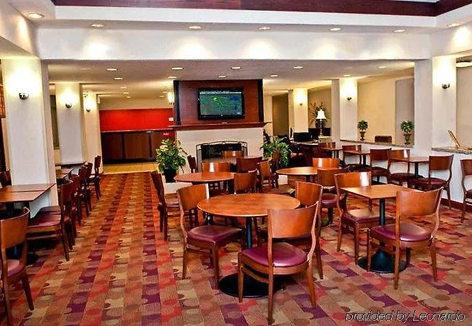 Отель Towneplace By Marriott Chicago