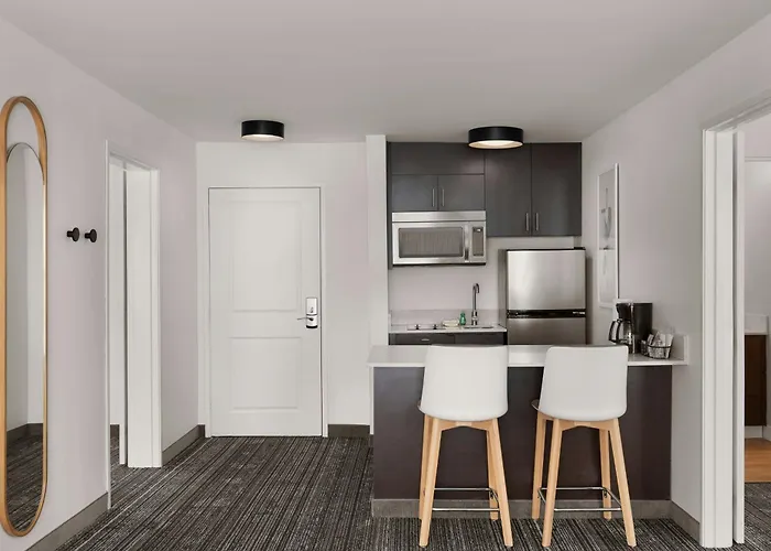 Отель Towneplace By Marriott Chicago 3*