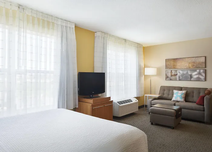 Towneplace By Marriott Chicago Отель