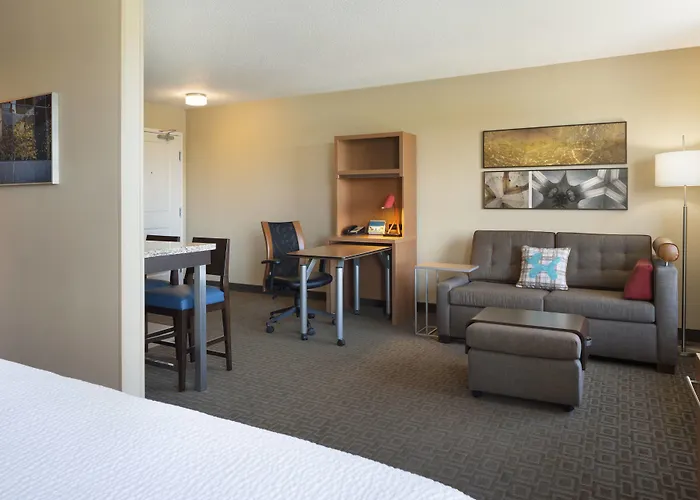 Отель Towneplace By Marriott Chicago 3*